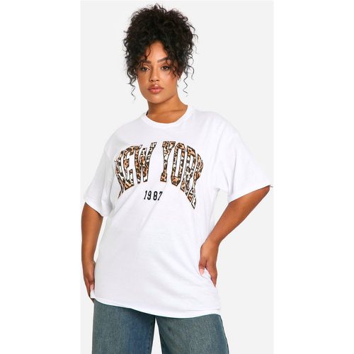 T-shirt Plus Size oversize leopardata New York - boohoo - Modalova