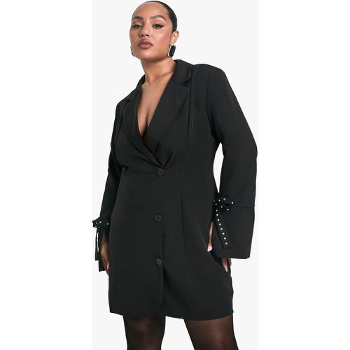 Vestito Blazer Plus Size con fiocco e strass sui polsini - boohoo - Modalova