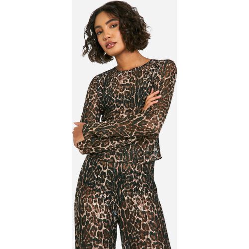 Tall Leopard Print Crushed Lace Crop Top - boohoo - Modalova