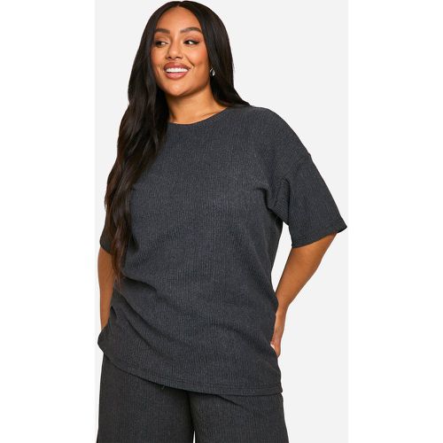 T-SHIRT PLUS OVERSIZE CON TEXTURE - boohoo - Modalova