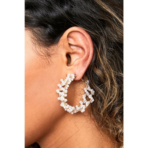 Pendientes De Aro Llamativos Con Perlas - boohoo - Modalova