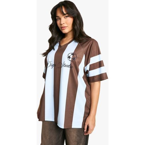 Camiseta Plus De Fútbol Con Rayas Y Estampado Dsgn - boohoo - Modalova