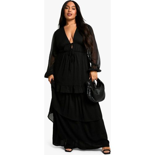 Vestito grembiule maxi Plus Size con arricciature e balze - boohoo - Modalova