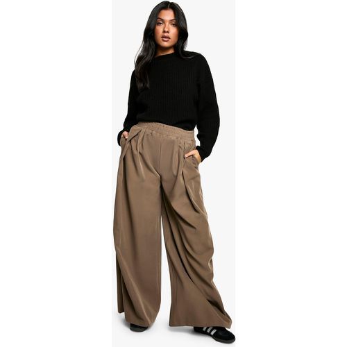 Pantalón Premamá De Pernera Ancha Y Tela Plisado Sobre La Barriga - boohoo - Modalova