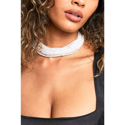 Choker Fashion Statement a più fili con perle - boohoo - Modalova