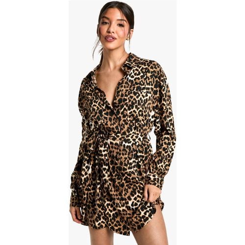 Vestido Camisero De Leopardo Con Cinturón Y Mangas De Murciélago - boohoo - Modalova