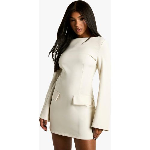 Vestido Mini Entallado De Manga Larga Con Escote Barco - boohoo - Modalova