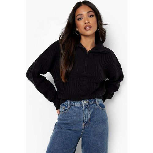 Maglione Petite a coste spesse con zip corta - boohoo - Modalova