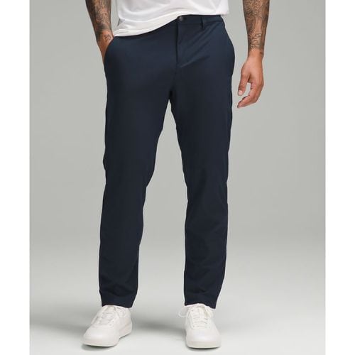 – ABC Chinohose im Classic Fit Warpstreme für Männer – 71 cm – Größe 35 - lululemon - Modalova