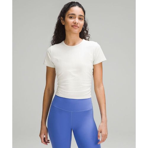 – All It Takes Geripptes T-Shirt aus Nulu für Frauen – Größe 4 - lululemon - Modalova