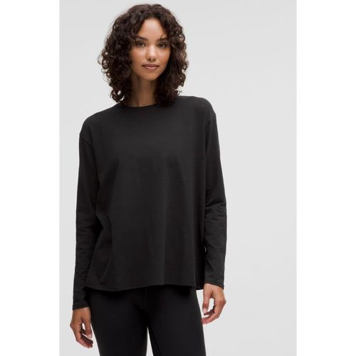 – Langarmshirt im Relaxed Fit mit Twist-Detail auf der Rückseite für Frauen – Größe 2XS - lululemon - Modalova