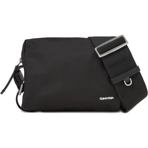 Borsetta - Wide Strap Nylon Camera Bag K60K611071 Ck Black BAX - Calvin Klein - Modalova