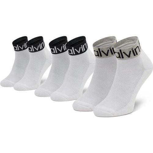 Set di 3 paia di calzini lunghi da uomo - 701218722 White 002 - Calvin Klein - Modalova