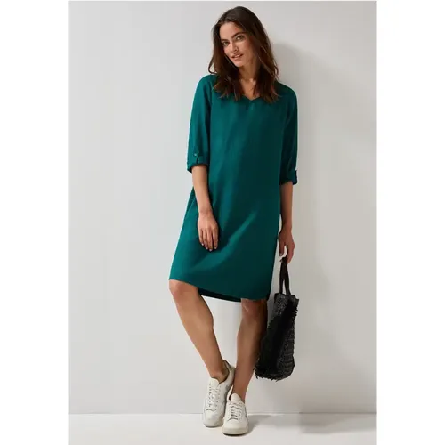 Das kurze Leinenkleid von für Damen punktet mit seiner luftigen Qualität und einem unkomplizierten Sommerlook. Ein gerundeter -Ausschnitt, Turn-Up-D - B14438016250 - Modalova