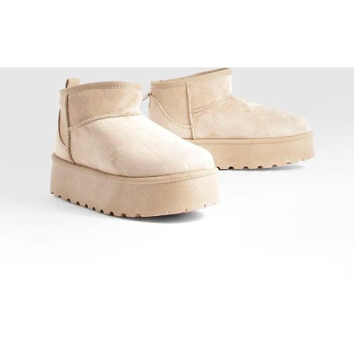 Stivali comodi mini con zeppa - boohoo - Modalova
