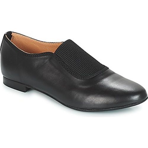 PERLITA women's Casual Shoes in - André - Modalova