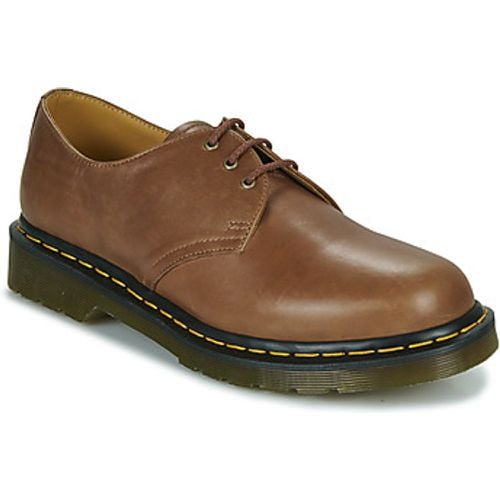 SADDLE TAN CARRARA men's Casual Shoes in - Dr. Martens - Modalova