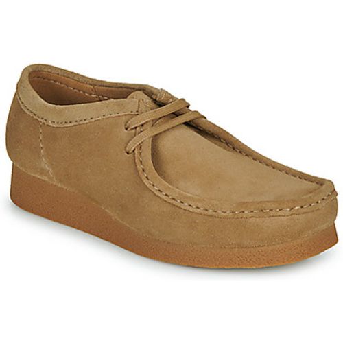 WALLABEE EVO men's Casual Shoes in - Clarks - Modalova