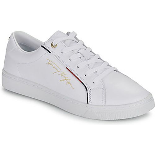 SIGNATURE SNEAKER women's Shoes (Trainers) in - Tommy Hilfiger - Modalova