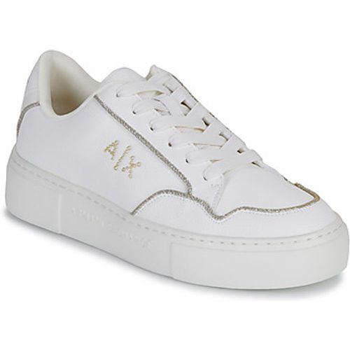 XDX160 women's Shoes (Trainers) in - Armani Exchange - Modalova