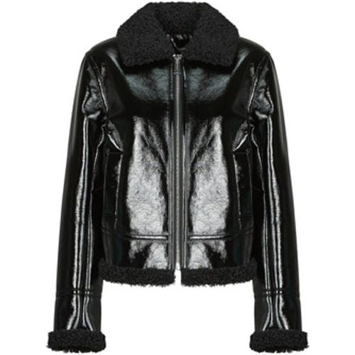 LS ANDREA FAUX SHEARLING JKT women's Jacket in - Guess - Modalova