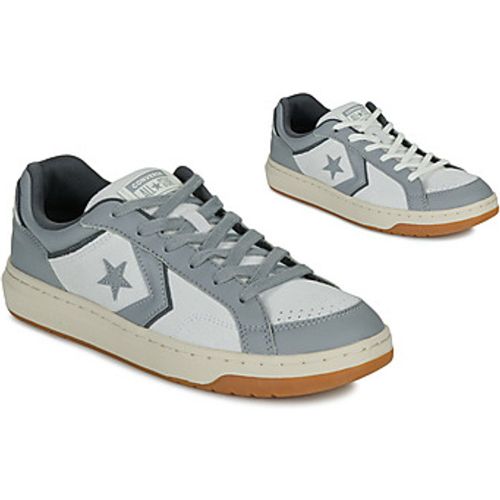 PRO BLAZE CLASSIC men's Shoes (Trainers) in - Converse - Modalova