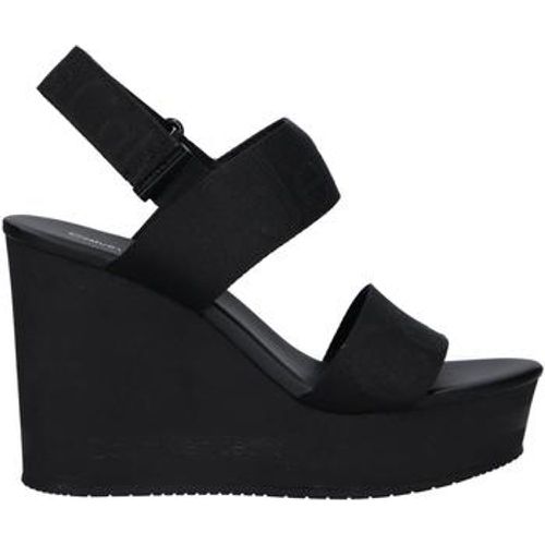 Sandalen YW0YW00959 WEDGE SANDAL WEBBING - Calvin Klein Jeans - Modalova