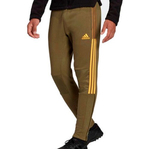 Adidas Trainingsanzüge H38882 Grün In Herrengrößen erhältlich. EU XS. Jetzt H38882 von adidas auf Spartoo.de versandkostenfrei bestellen! - 26259927H291 - Modalova