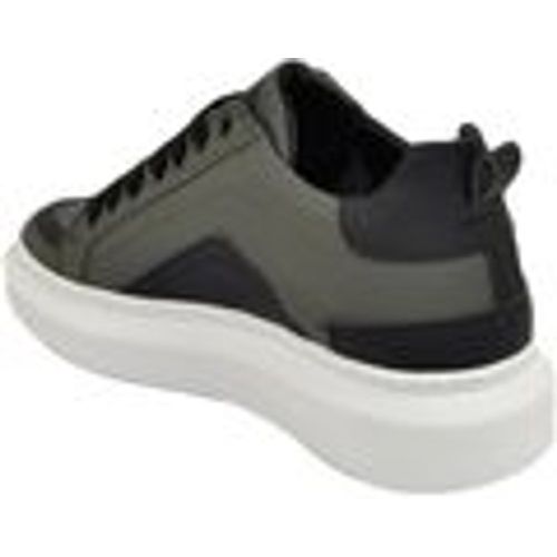 Sneakers Sneakers bassa uomo in vera pelle gommata riporti nero c - Malu Shoes - Modalova