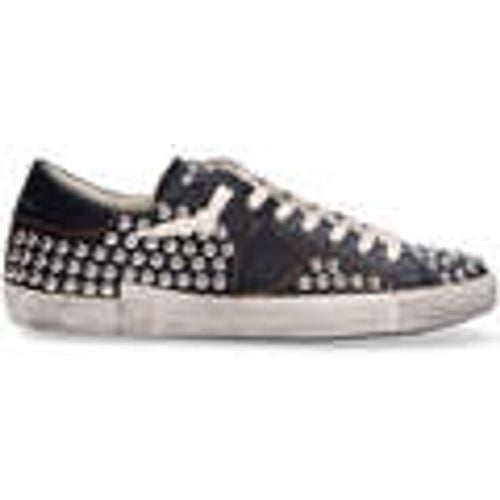 Sneakers sneaker Paris nera con borchie - Philippe Model - Modalova