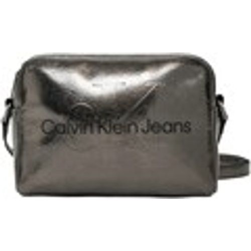 Borsa SCULPTED CAMERA BAG K60K612731 - Calvin Klein Jeans - Modalova