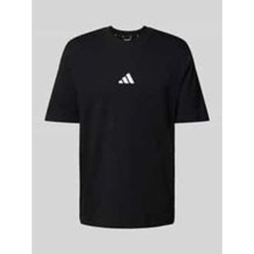 T-Shirt mit Label-Stitching - adidas Sportswear - Modalova