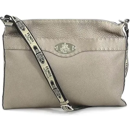 Pre-owned Cross Body Bags, female, , Size: ONE SIZE Pre-owned Leather shoulder-bags - Fendi Vintage - Modalova