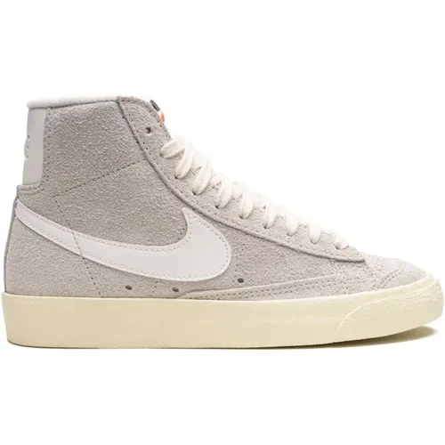 Vintage Blazer Mid Sneakers , female, Sizes: 5 UK - Nike - Modalova