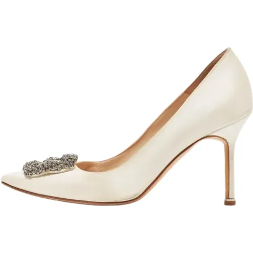 Pre-owned Pumps, female, , Size: 8 1/2 US Pre-owned Satin heels - Manolo Blahnik Pre-owned - Modalova