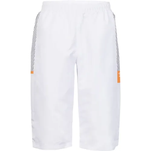 Sportliche Bermuda Shorts Umbro - Umbro - Modalova