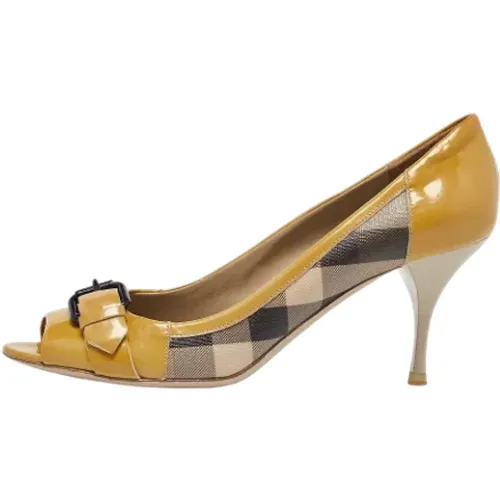 Pre-owned Pumps, female, , Size: 10 US Pre-owned Coated canvas heels - Burberry Vintage - Modalova