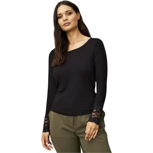 Elegant Vivian Blouse in , female, Sizes: S, M, L, 2XL, XL - IN Front - Modalova