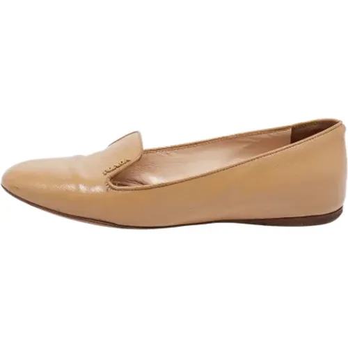 Pre-owned Flats, female, , Size: 7 1/2 US Pre-owned Leather flats - Prada Vintage - Modalova