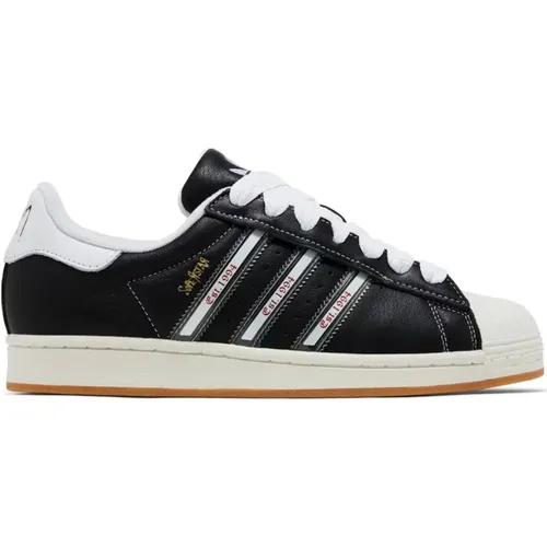 Kernschwarz Besseres Scharlachrot Sneakers , Herren, Größe: 45 EU - Adidas - Modalova