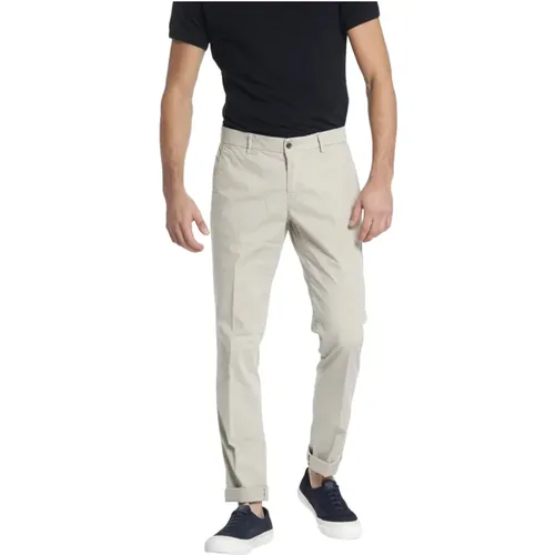 Casual Trousers , male, Sizes: L, 2XL, 4XL, M, XL - Mason's - Modalova
