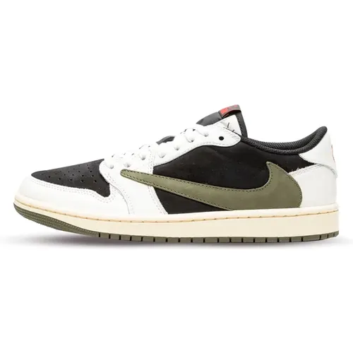 Sneakers, male, , Size: 4 1/2 US Travis Scott Olive Low Retro Sneaker - Jordan - Modalova