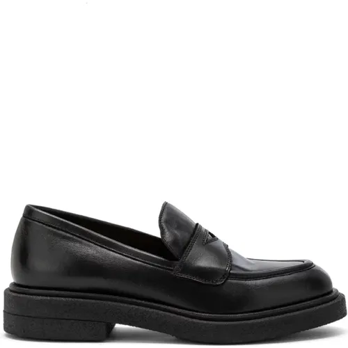 Clam Loafers , female, Sizes: 5 UK, 7 UK - Carmens - Modalova