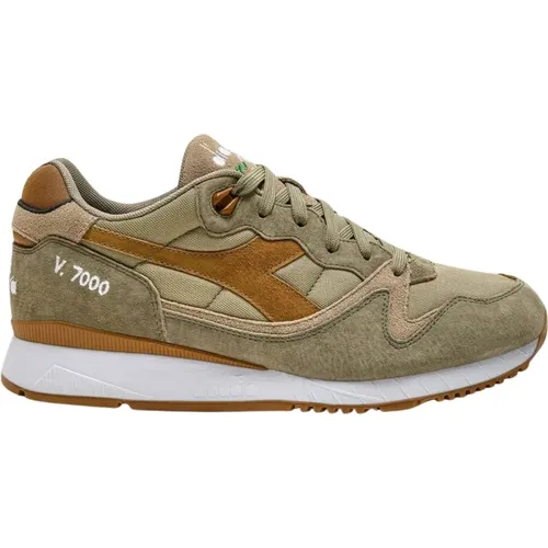 Sneakers, male, , Size: 12 US V7000 Winter - Diadora - Modalova