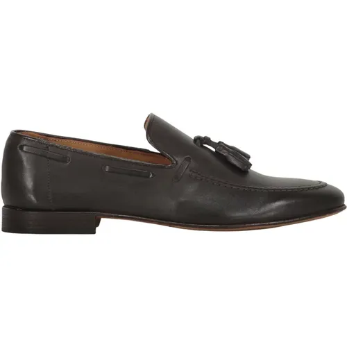 Loafers, male, , Size: 10 US Tassel Calfskin Leather Loafers - Bruno Magli - Modalova