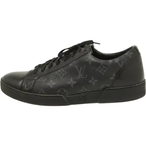 Pre-owned Coated canvas sneakers , female, Sizes: 9 1/2 UK - Louis Vuitton Vintage - Modalova