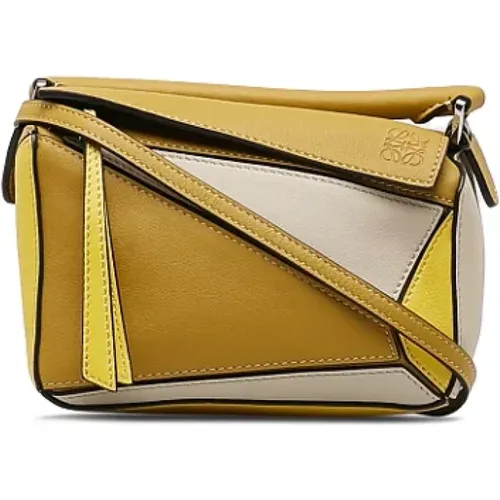 Pre-owned Cross Body Bags, female, , Size: ONE SIZE Pre-owned Leather crossbody-bags - Loewe Pre-owned - Modalova