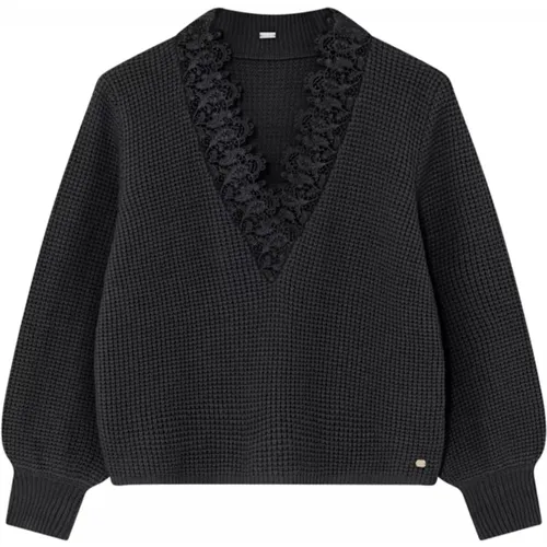 V-neck Knitwear, female, , Size: S V-Neck Knit Sweater with Embroidered Details - Gustav - Modalova
