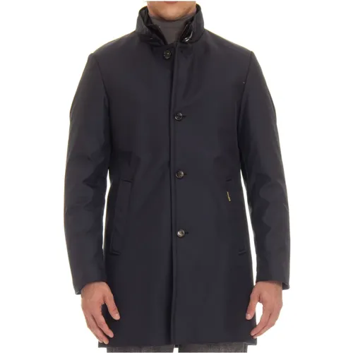 Single-Breasted Coats, male, , Size: 3XL Quilted Down Coat - Moorer - Modalova