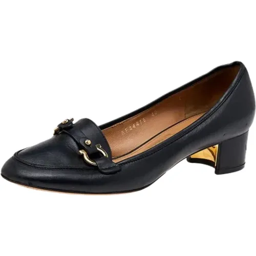 Pre-owned Pumps, female, , Size: 7 US Pre-owned Leather heels - Salvatore Ferragamo Pre-owned - Modalova